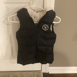 Abercrombie kids puffer vest!
